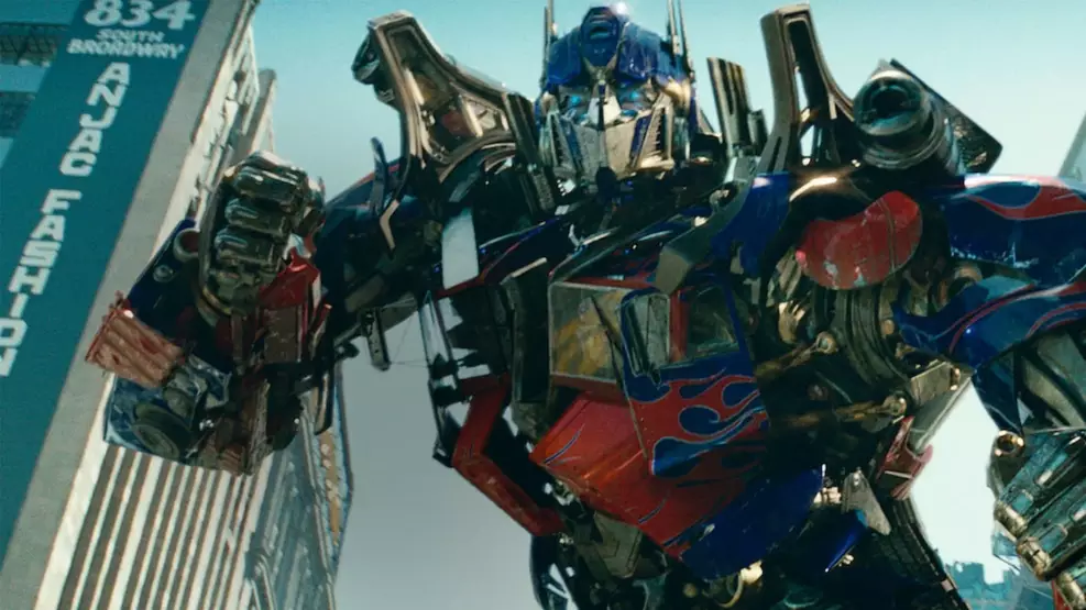 Transformers 8: Michael Bay confirma retorno na direção